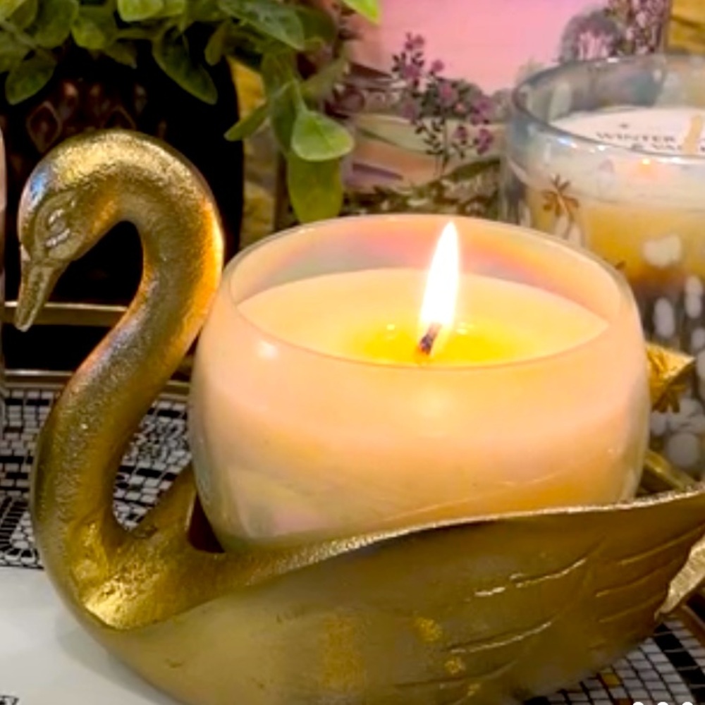 Gold Swan Candle Holder with Cream Candle NWT!